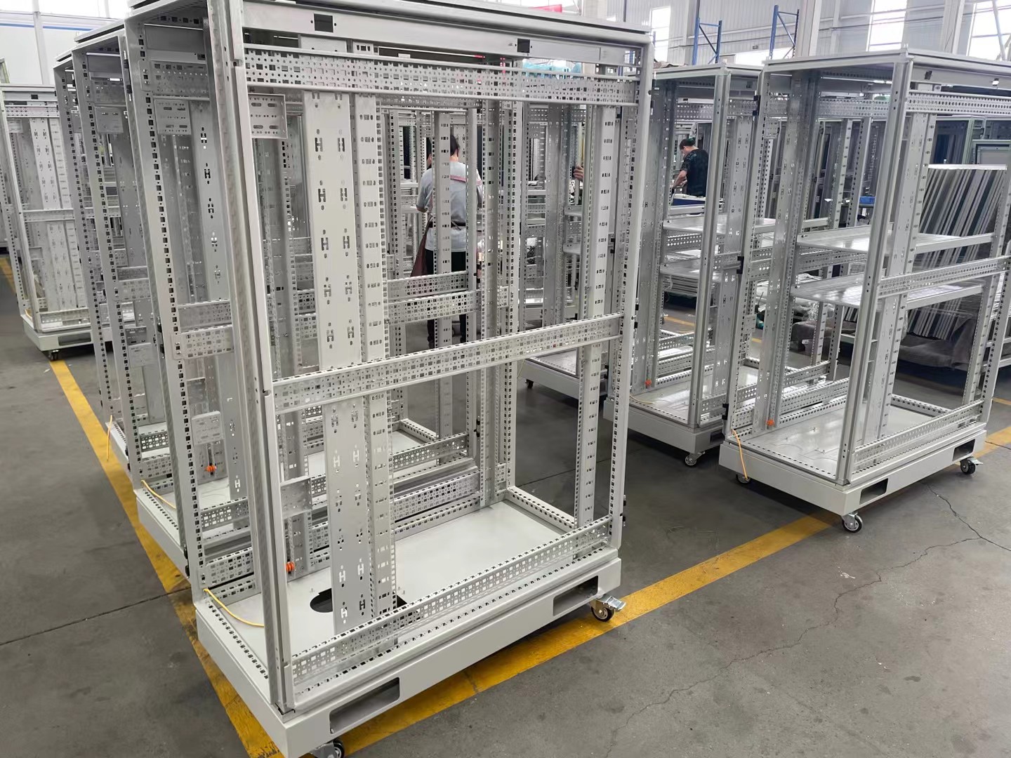 新余市机柜加工钣金加工定制 - 方案